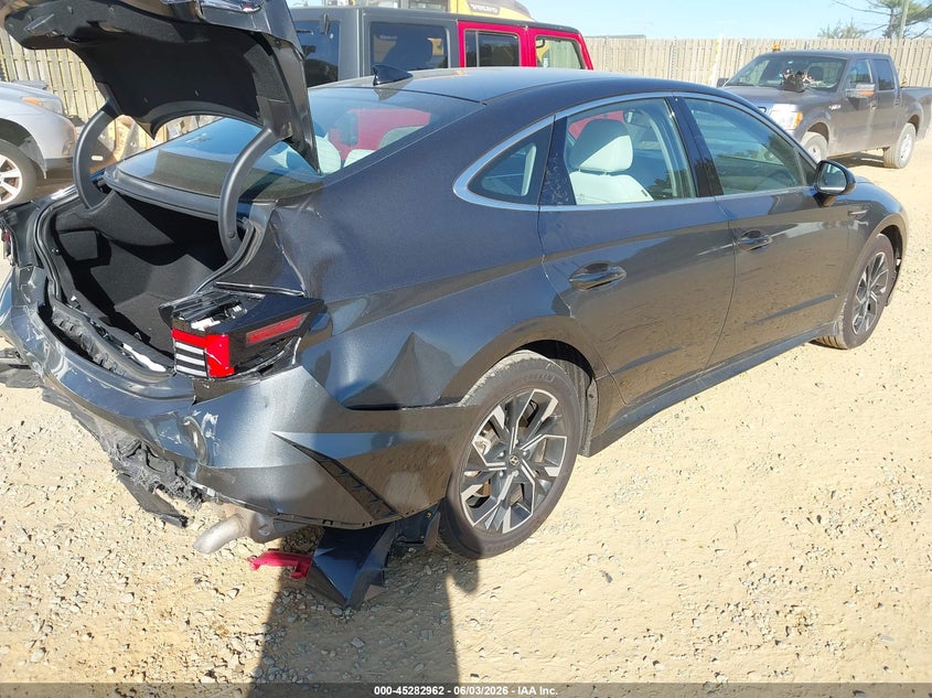 2025 Hyundai Sonata VIN KMHL64JA8SA428966 IAAI salvage auction — REAR END, Salvage Title, sold $8,025 on 2026-07-13 (photo 4)