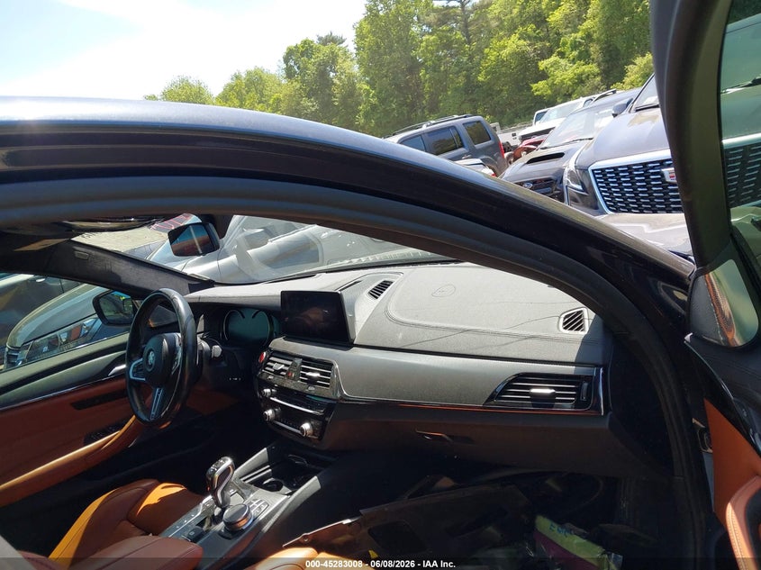 2019 BMW M5 VIN WBSJF0C56KB285507 IAAI salvage auction — FRONT END, Salvage (Massachusetts), sold $17,725 on 2026-08-25 (photo 5)