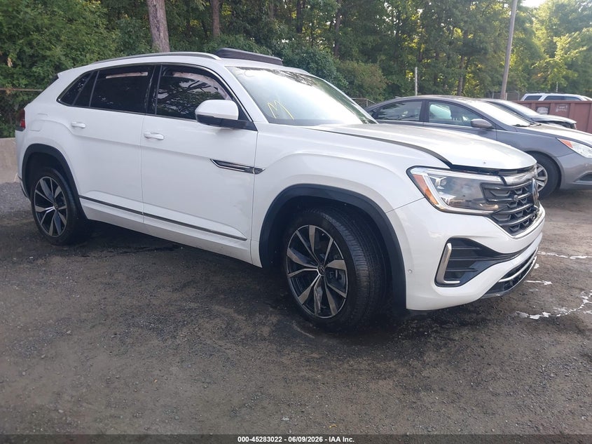 2024 Volkswagen Atlas cross sport VIN 1V2FE2CA0RC232250 — IAAI salvage auction photo