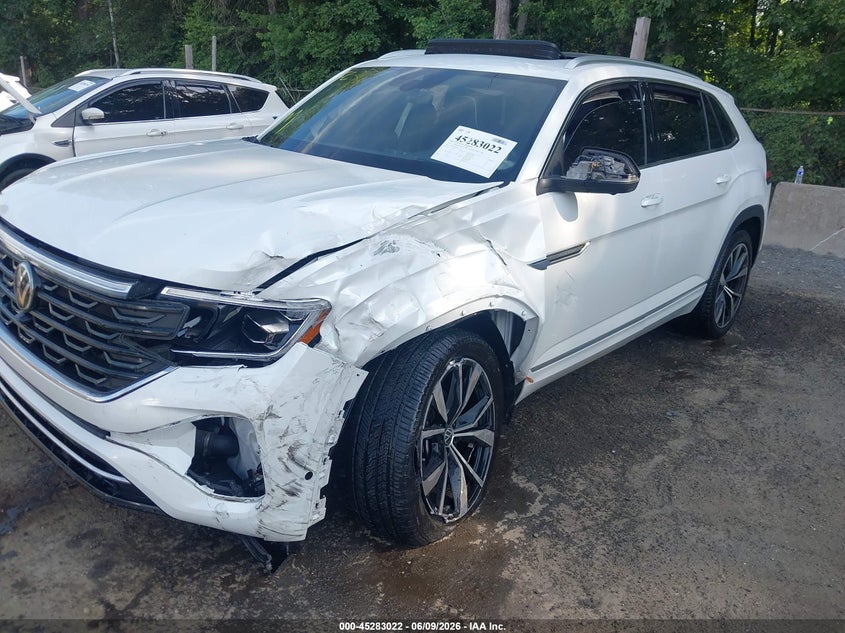 2024 Volkswagen Atlas cross sport VIN 1V2FE2CA0RC232250 IAAI salvage auction — LEFT FRONT, Wait Title, sold $7,000 on 2026-08-21 (photo 6)