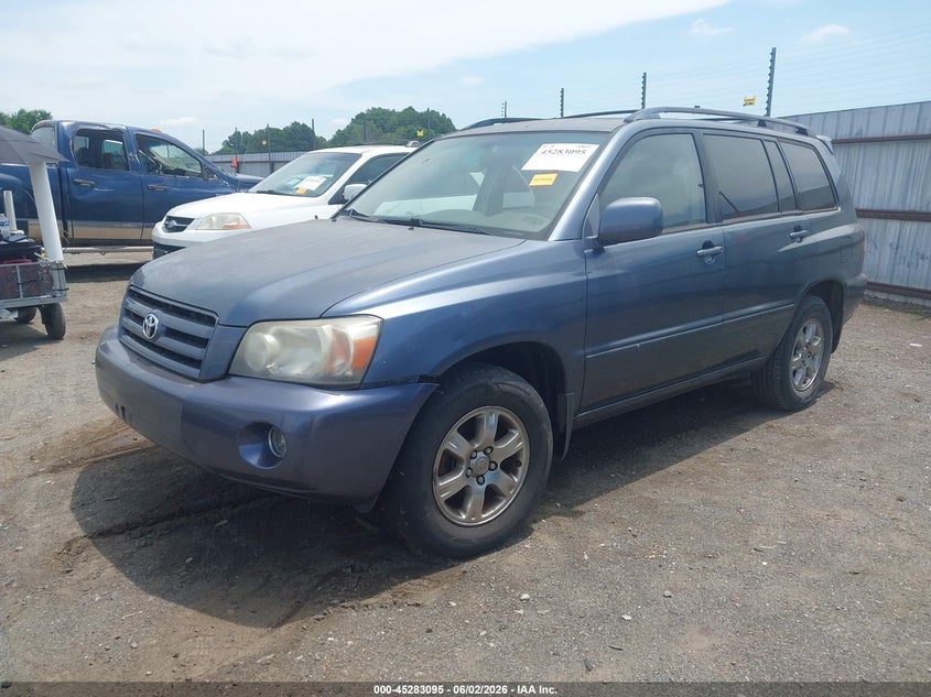 2007 Toyota Highlander VIN JTEGP21A570138779 IAAI salvage auction — NORMAL WEAR, Clear (Arkansas), sold $675 on 2026-07-15 (photo 2)