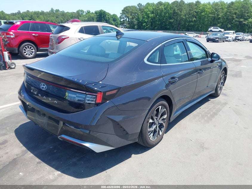 2025 Hyundai Sonata VIN KMHL64JA2SA517268 IAAI salvage auction — ROOF, Salvage Title, sold $11,025 on 2026-07-15 (photo 4)