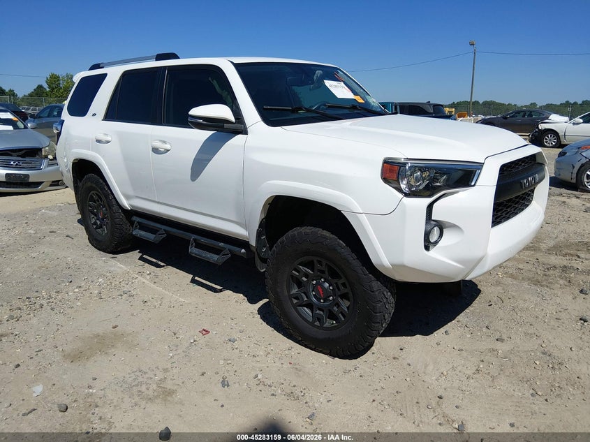 2019 Toyota 4runner VIN JTEBU5JR0K5630898 IAAI salvage auction — SIDE, Salvage Title, sold $9,400 on 2026-07-11 (photo 1)