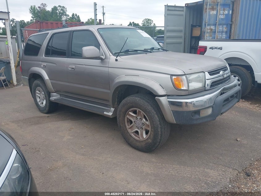 2001 Toyota 4runner VIN JT3GN86R610188713 IAAI salvage auction — NORMAL WEAR, Clear (Mississippi), sold $500 on 2026-07-09 (photo 1)
