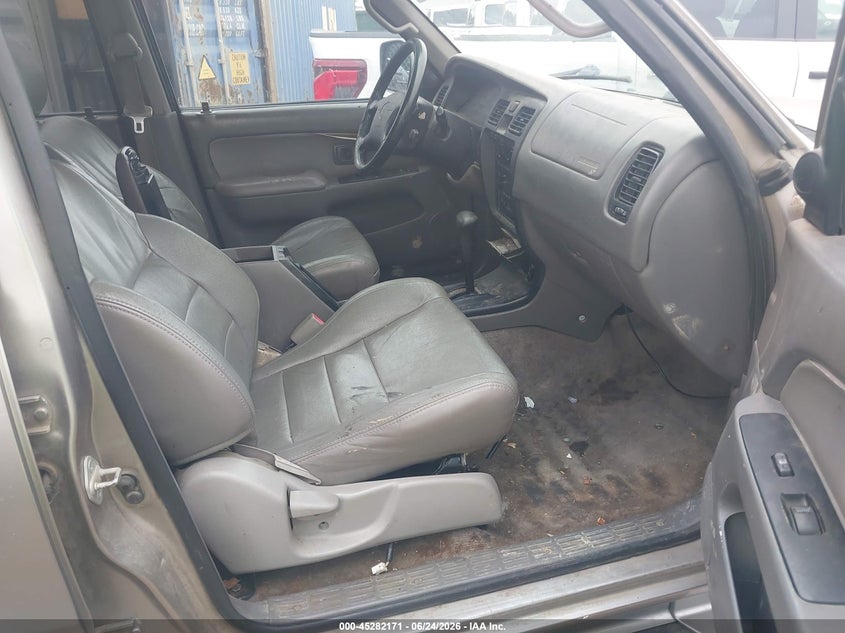 2001 Toyota 4runner VIN JT3GN86R610188713 IAAI salvage auction — NORMAL WEAR, Clear (Mississippi), sold $500 on 2026-07-09 (photo 5)