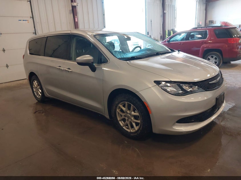 2022 Chrysler Voyager VIN 2C4RC1CG6NR146509 IAAI salvage auction — NORMAL WEAR, Sf97 (Michigan), sold $13,850 on 2026-07-14 (photo 1)