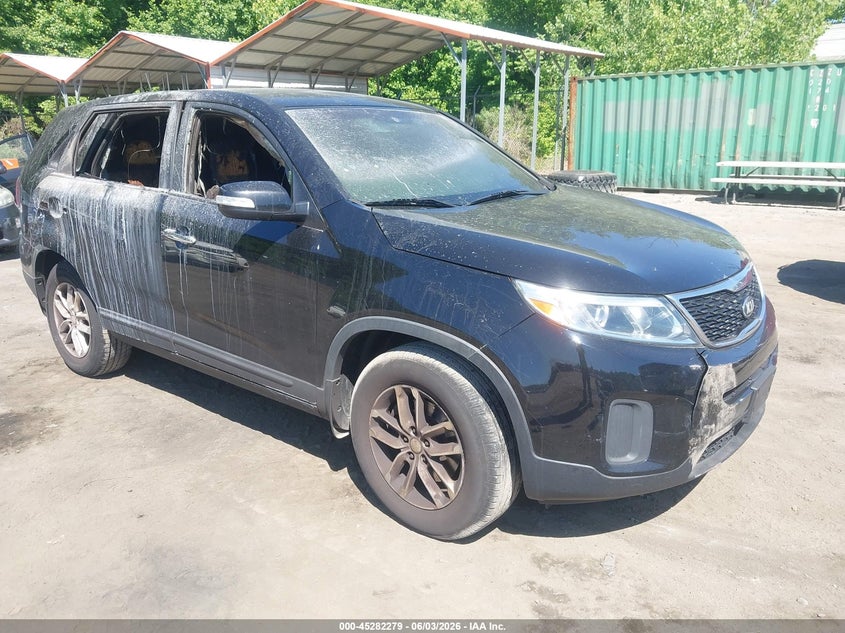 2014 Kia Sorento VIN 5XYKT3A69EG487253 IAAI salvage auction — INTERIOR BURN, Non-Repairable (Maryland), sold $50 on 2026-07-28 (photo 1)