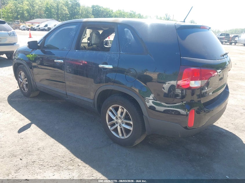 2014 Kia Sorento VIN 5XYKT3A69EG487253 IAAI salvage auction — INTERIOR BURN, Non-Repairable (Maryland), sold $50 on 2026-07-28 (photo 3)