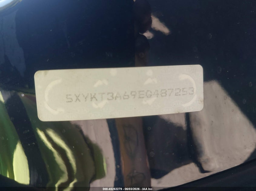 2014 Kia Sorento VIN 5XYKT3A69EG487253 IAAI salvage auction — INTERIOR BURN, Non-Repairable (Maryland), sold $50 on 2026-07-28 (photo 9)