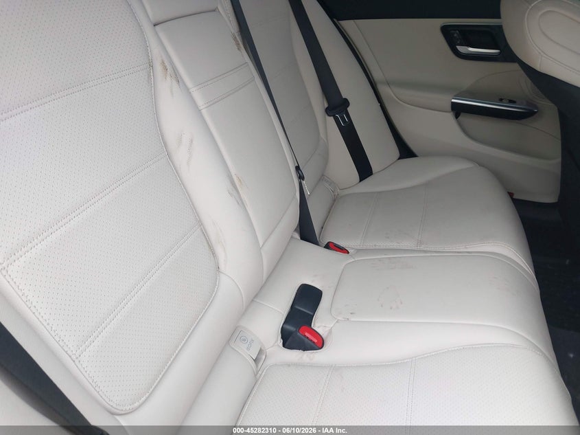 2023 Mercedes-benz C-klasse VIN W1KAF4HB0PR079147 IAAI salvage auction — FRONT & REAR, Salvage Title, sold $15,100 on 2026-07-14 (photo 8)