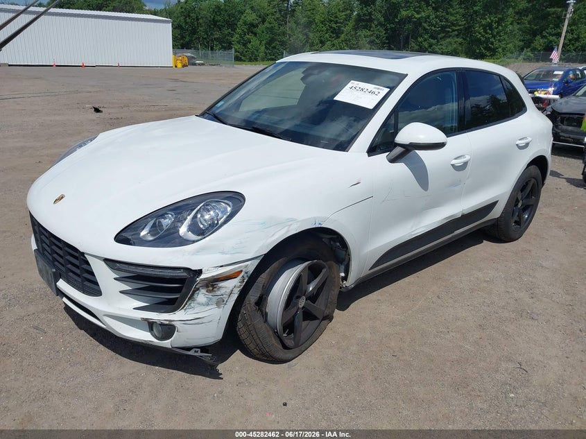 2018 Porsche Macan VIN WP1AA2A51JLB01098 IAAI salvage auction — LEFT FRONT, Salvage (Massachusetts), sold $7,100 on 2026-08-06 (photo 2)