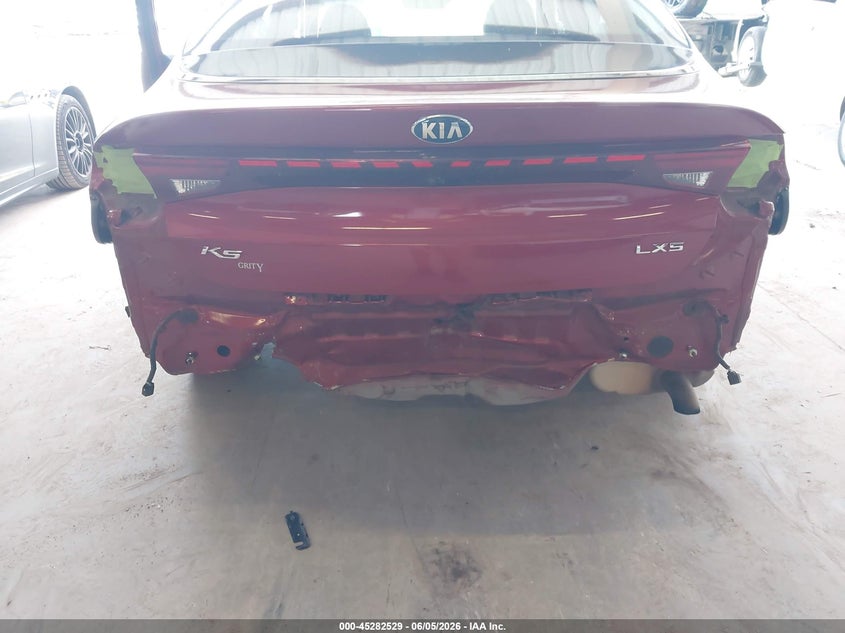 2021 Kia K5 VIN 5XXG14J2XMG005441 IAAI salvage auction — REAR END, Salvage Title, sold $4,700 on 2026-07-13 (photo 6)