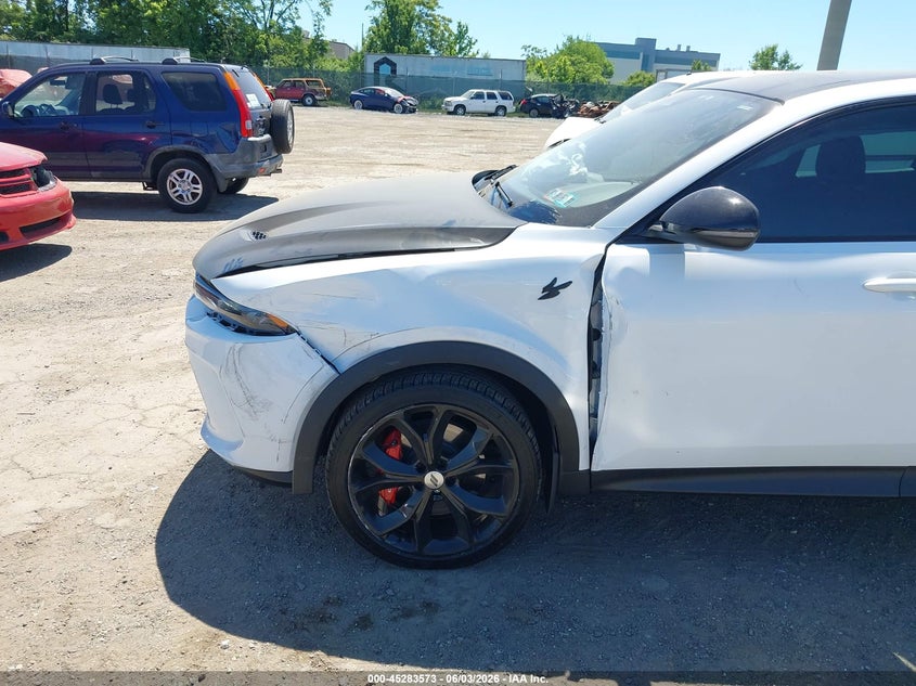 2024 Dodge Hornet VIN ZACNDFANXR3A39152 IAAI salvage auction — LEFT FRONT, Salvage Title, sold $4,700 on 2026-07-19 (photo 6)