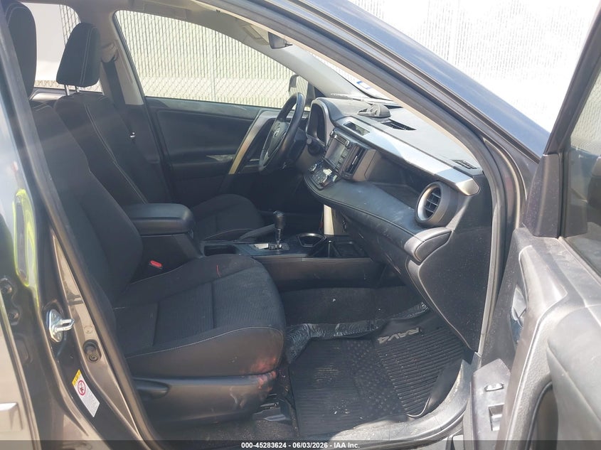 2017 Toyota Rav 4 VIN JTMRJREV6HD123223 IAAI salvage auction — WATER/FLOOD, Salvage Title, sold $25 on 2026-07-24 (photo 5)