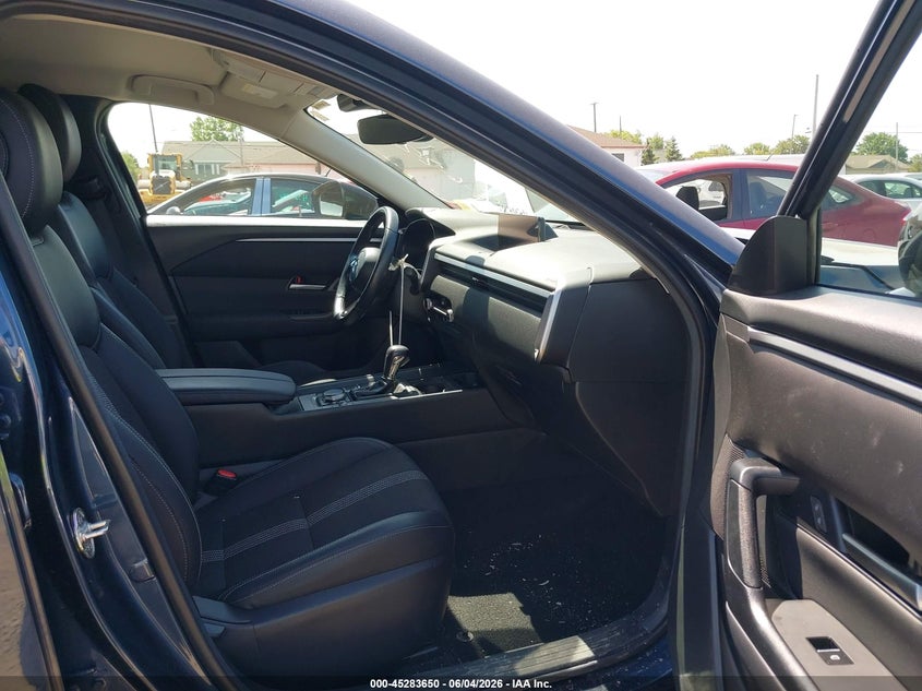 2024 Mazda Cx-50 VIN 7MMVABBM8RN233011 IAAI salvage auction — FRONT END, Salvage Title, sold $5,700 on 2026-07-08 (photo 5)