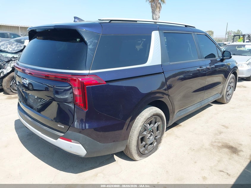 2025 Kia Carnival VIN KNDNC5KA6S6037036 IAAI salvage auction — SIDE, Salvage Title, sold $14,950 on 2026-07-15 (photo 4)