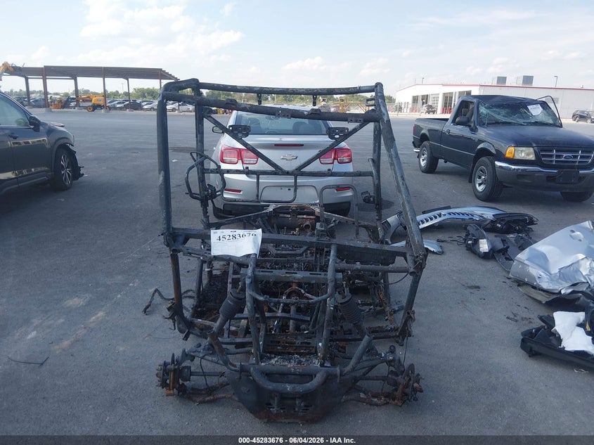 2022 Other Other VIN LCELDUZ97N6002469 IAAI salvage auction — ALL OVER, Junk (Illinois), sold $25 on 2026-09-08 (photo 5)