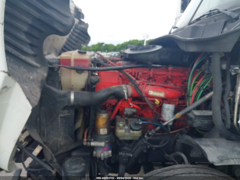 2012 Freightliner Cascadia 125 VIN 1FUJGLBG9CSBV6456 IAAI salvage auction — REPOSSESSION, Clear (Florida), sold $2,000 on 2026-09-02 (photo 9)