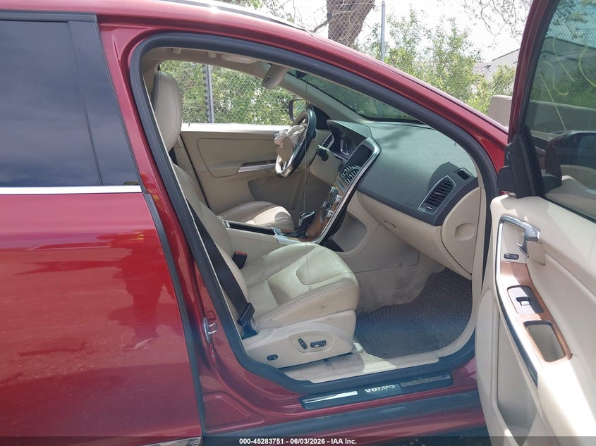 2015 Volvo Xc60 VIN YV440MDK4F2691435 IAAI salvage auction — FRONT END, Salvage Title, sold $950 on 2026-07-07 (photo 5)