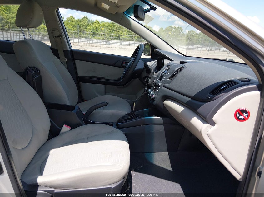2012 Kia Forte VIN KNAFU4A23C5488760 IAAI salvage auction — NORMAL WEAR, Clear (Tennessee), sold $675 on 2026-07-08 (photo 5)