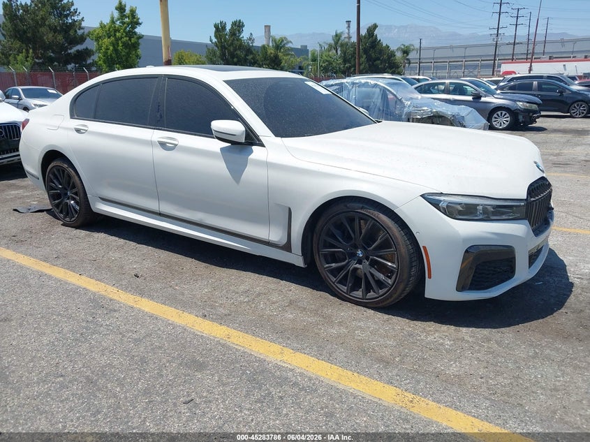 2021 BMW 7er VIN WBA7U2C00MCF14736 IAAI salvage auction — FRONT END, Salvage Title, sold $25,550 on 2026-07-07 (photo 1)