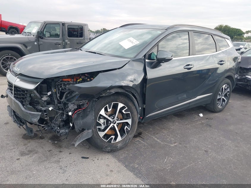 2024 Kia Sportage VIN KNDPVCDG1R7146307 IAAI salvage auction — LEFT FRONT, Salvage Title, sold $10,000 on 2026-07-16 (photo 2)