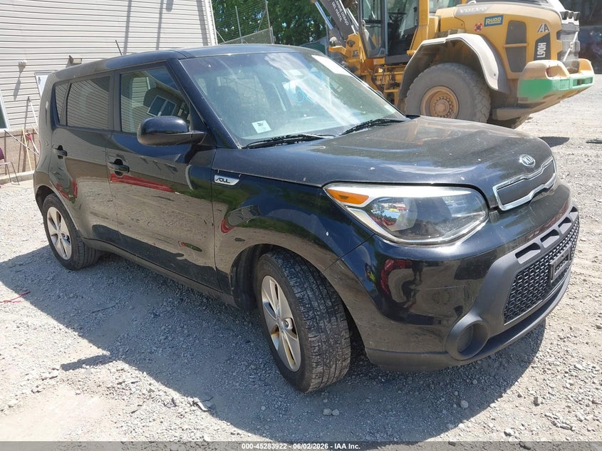2015 Kia Soul VIN KNDJN2A25F7814775 IAAI salvage auction — NORMAL WEAR, Clear (New York), sold $600 on 2026-07-07 (photo 1)