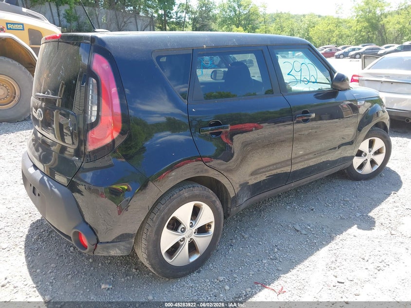 2015 Kia Soul VIN KNDJN2A25F7814775 IAAI salvage auction — NORMAL WEAR, Clear (New York), sold $600 on 2026-07-07 (photo 4)