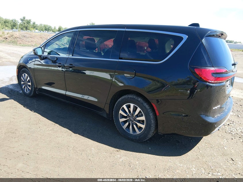 2023 Chrysler Pacifica VIN 2C4RC1L75PR572694 IAAI salvage auction — NORMAL WEAR, Sf97 (Montana), sold $25 on 2026-08-05 (photo 3)