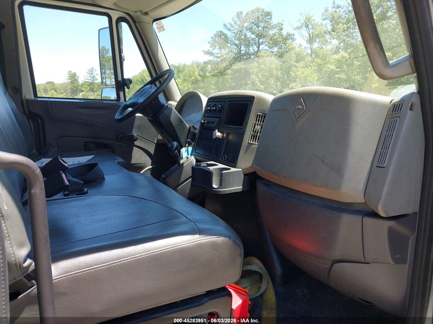 2012 International 4000 series VIN 1HTJTSKL0CJ554185 IAAI salvage auction — NORMAL WEAR, SF97 (Virginia), sold $14,300 on 2026-07-31 (photo 5)