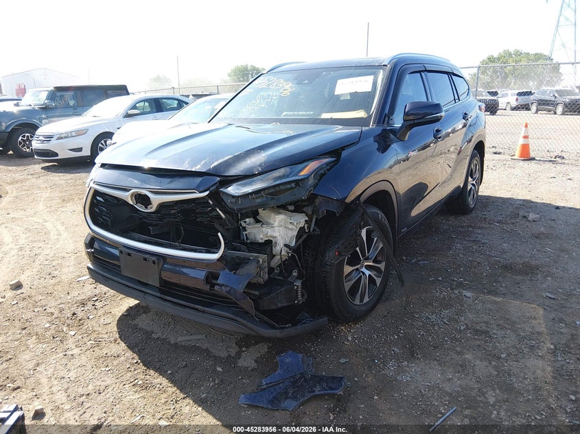 2021 Toyota Highlander VIN 5TDHBRCH0MS518244 IAAI salvage auction — FRONT END, Salvage Title, sold $12,750 on 2026-07-15 (photo 2)