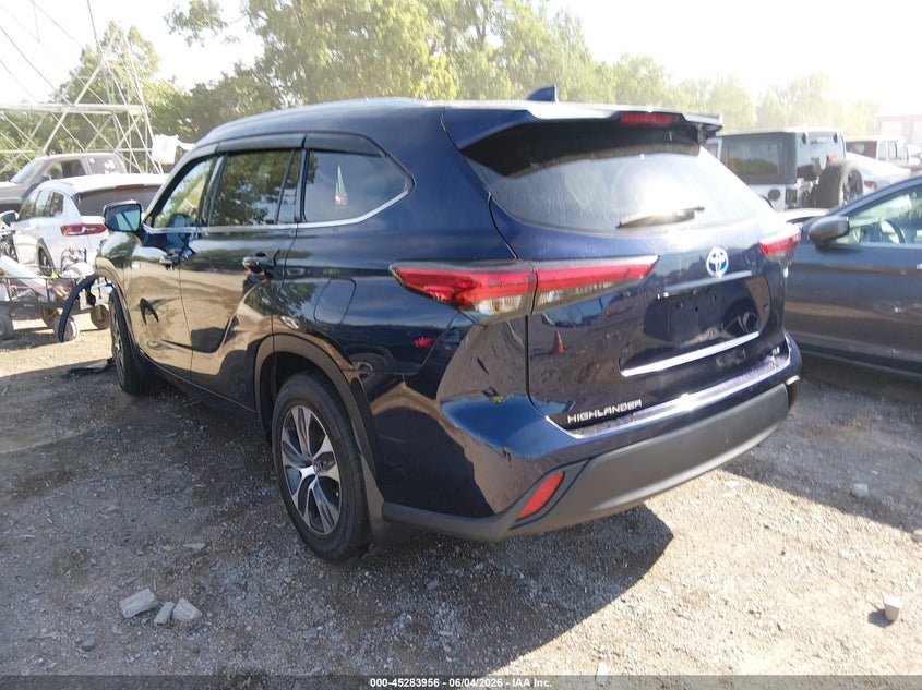 2021 Toyota Highlander VIN 5TDHBRCH0MS518244 IAAI salvage auction — FRONT END, Salvage Title, sold $12,750 on 2026-07-15 (photo 3)