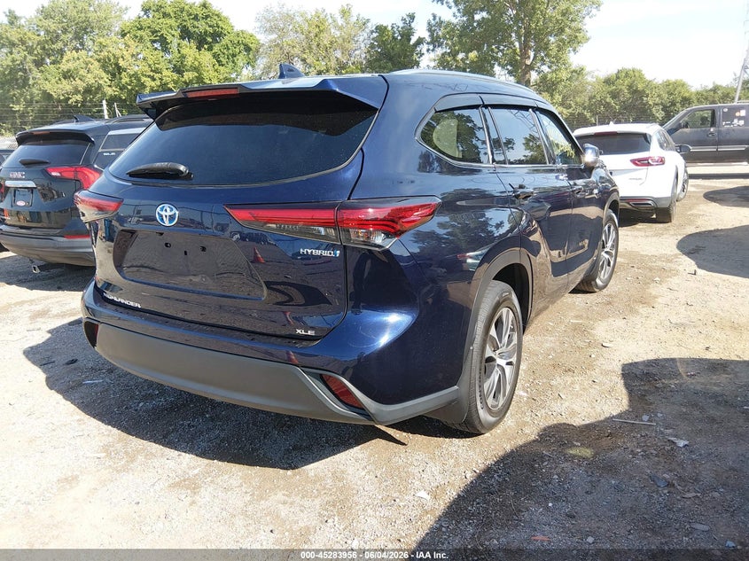 2021 Toyota Highlander VIN 5TDHBRCH0MS518244 IAAI salvage auction — FRONT END, Salvage Title, sold $12,750 on 2026-07-15 (photo 4)