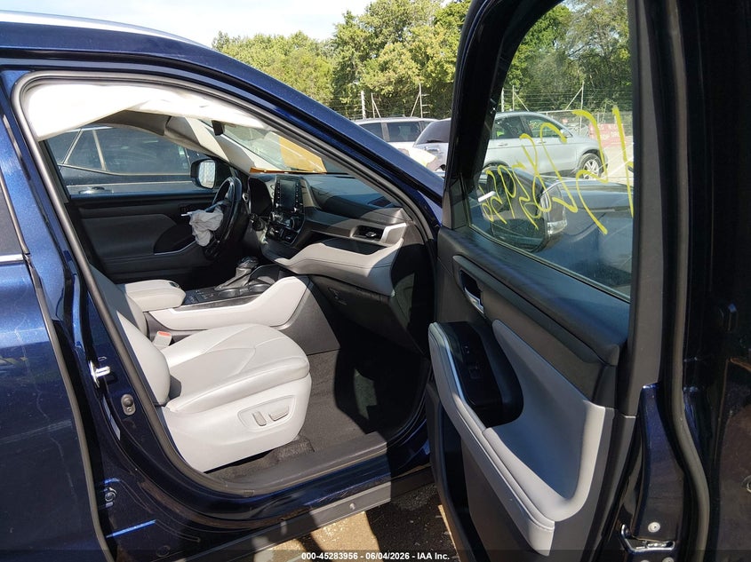 2021 Toyota Highlander VIN 5TDHBRCH0MS518244 IAAI salvage auction — FRONT END, Salvage Title, sold $12,750 on 2026-07-15 (photo 5)