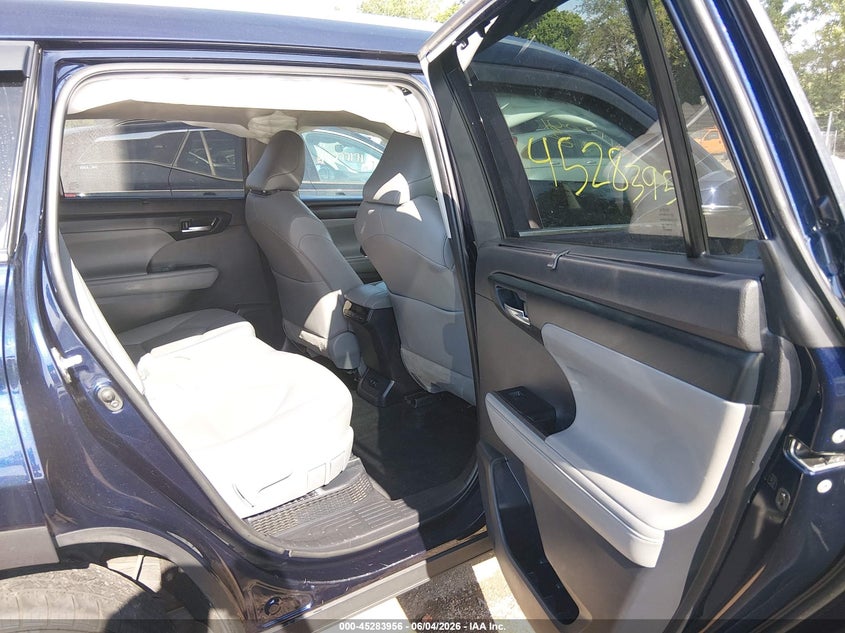 2021 Toyota Highlander VIN 5TDHBRCH0MS518244 IAAI salvage auction — FRONT END, Salvage Title, sold $12,750 on 2026-07-15 (photo 8)