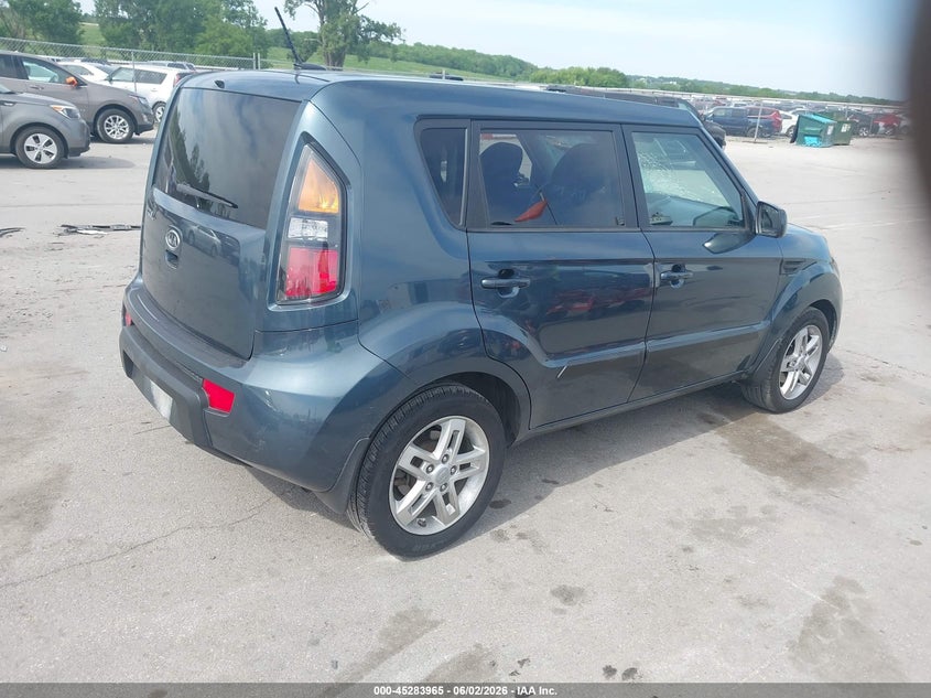 2011 Kia Soul VIN KNDJT2A28B7203655 IAAI salvage auction — LEFT FRONT, Salvage (Iowa), sold $650 on 2026-07-14 (photo 4)