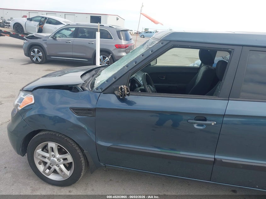 2011 Kia Soul VIN KNDJT2A28B7203655 IAAI salvage auction — LEFT FRONT, Salvage (Iowa), sold $650 on 2026-07-14 (photo 6)
