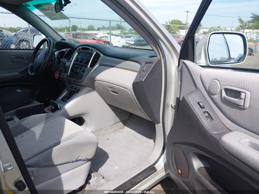 2007 Toyota Highlander hybrid VIN JTEEW21A070041662 IAAI salvage auction — NORMAL WEAR, Clear (New York), sold $675 on 2026-07-20 (photo 5)