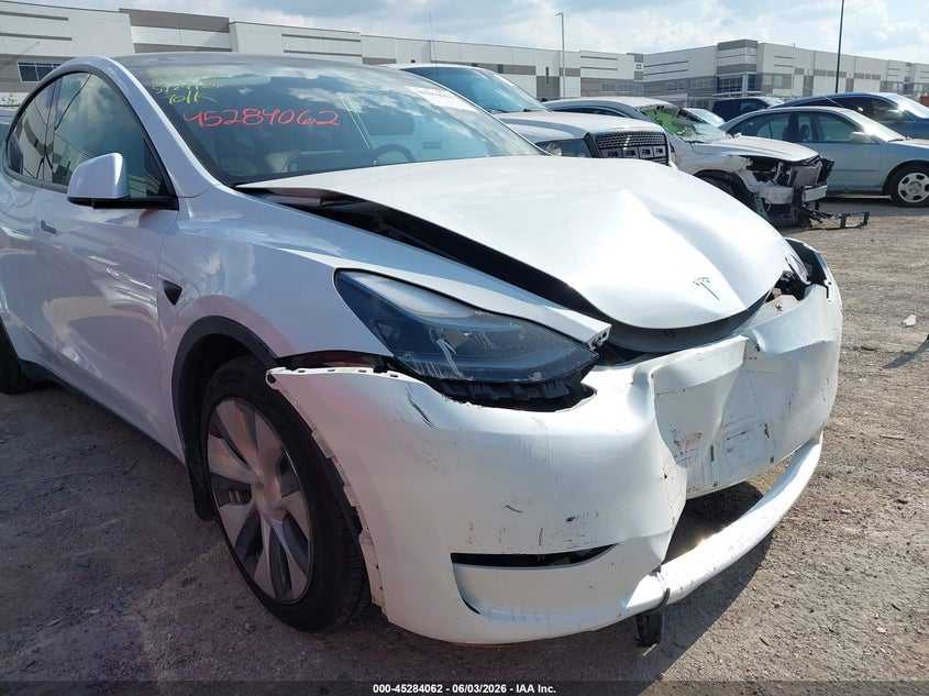 2024 Tesla Model y VIN 7SAYGDED1RF047606 IAAI salvage auction — FRONT END, Original (Texas), sold $12,500 on 2026-08-27 (photo 6)
