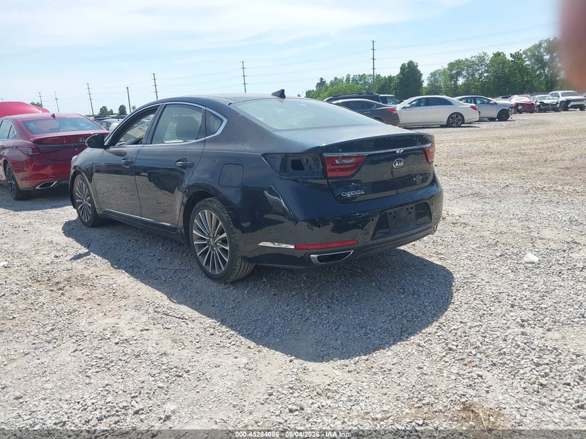 2018 Kia Cadenza VIN KNALC4J1XJ5098099 IAAI salvage auction — REAR END, Salvage (Ohio), sold $2,200 on 2026-07-29 (photo 3)