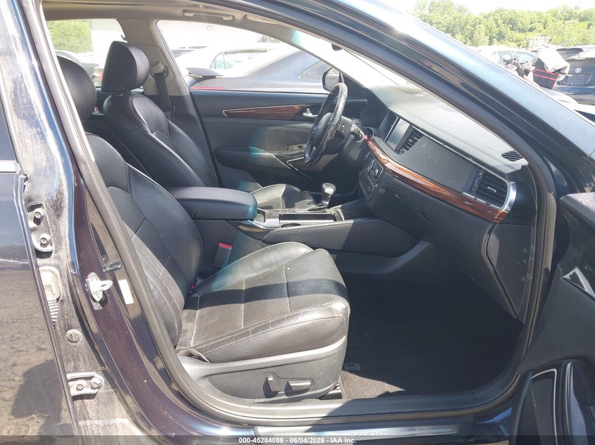 2018 Kia Cadenza VIN KNALC4J1XJ5098099 IAAI salvage auction — REAR END, Salvage (Ohio), sold $2,200 on 2026-07-29 (photo 5)
