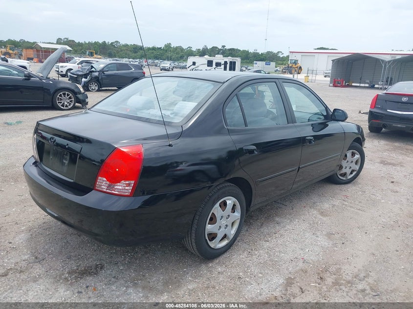 2004 Hyundai Elantra VIN KMHDN46D34U755545 IAAI salvage auction — NORMAL WEAR, Clear (Michigan), sold $275 on 2026-07-30 (photo 4)