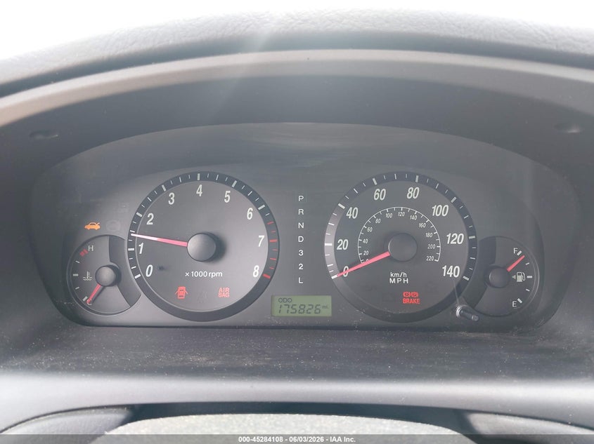 2004 Hyundai Elantra VIN KMHDN46D34U755545 IAAI salvage auction — NORMAL WEAR, Clear (Michigan), sold $275 on 2026-07-30 (photo 7)