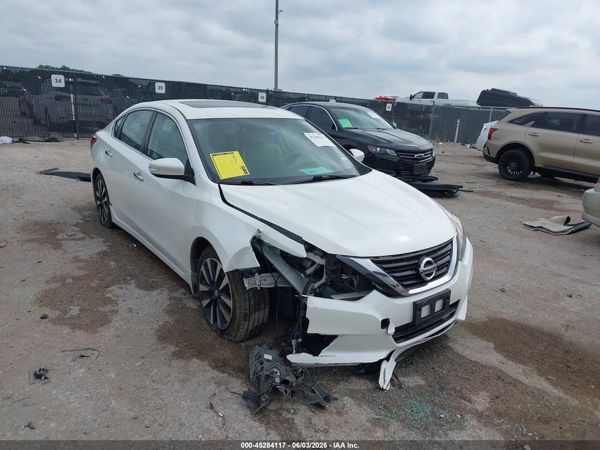 2018 Nissan Altima VIN 1N4AL3AP6JC136485 IAAI salvage auction — RIGHT SIDE, Salvage Title, sold $3,450 on 2026-07-28 (photo 1)