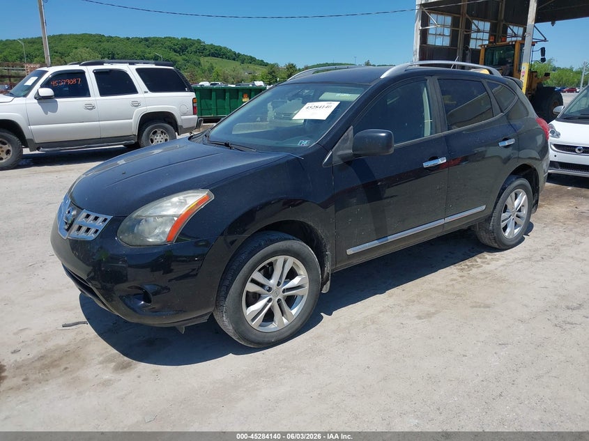2015 Nissan Rogue VIN JN8AS5MV6FW768559 IAAI salvage auction — SIDE, Salvage Title, sold $500 on 2026-07-22 (photo 2)