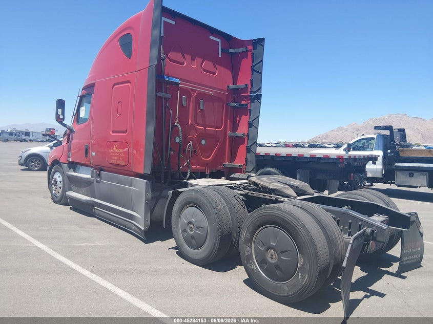 2021 Freightliner New cascadia 126 VIN 1FUJHHDRXMLMJ5456 IAAI salvage auction — Unknown, Original (West Virginia), sold $23,200 on 2026-09-02 (photo 3)