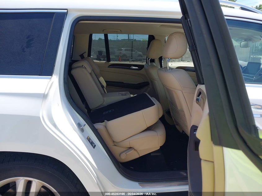2017 Mercedes-benz Gls-klasse VIN 4JGDF6EE9HA824085 IAAI salvage auction — FRONT & REAR, Salvage (Ohio), sold $7,500 on 2026-07-30 (photo 8)