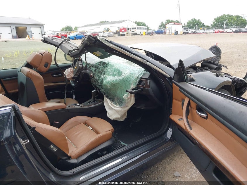 2010 BMW 3 series VIN WBAWL7C57AP475281 IAAI salvage auction — ROLLOVER, Clear (Indiana), sold $775 on 2026-07-08 (photo 5)