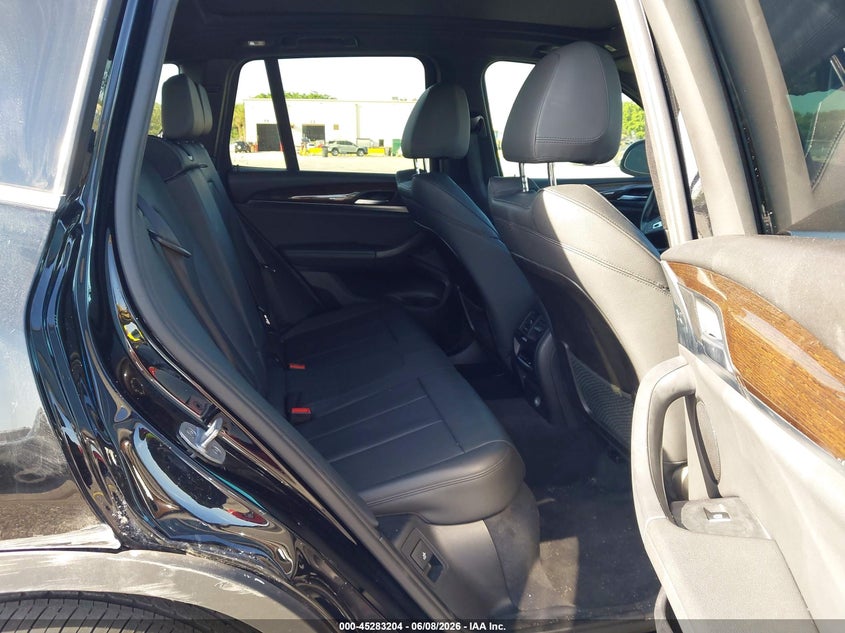 2019 BMW X3 VIN 5UXTR7C57KLF26938 IAAI salvage auction — RIGHT SIDE, Salvage Title, sold $5,300 on 2026-07-09 (photo 8)
