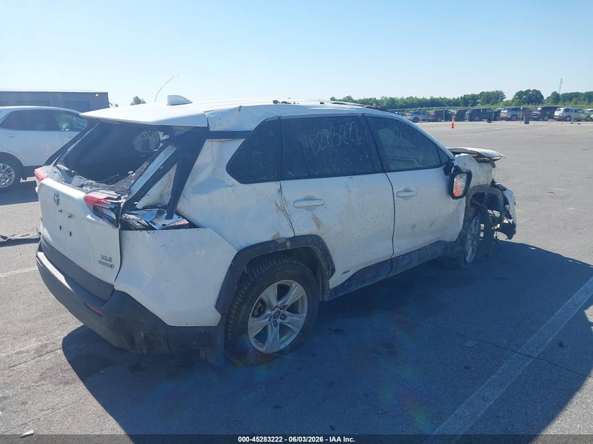 2021 Toyota Rav 4 VIN JTMRWRFV3MD125540 IAAI salvage auction — ROLLOVER, Salvage Title, sold $1,900 on 2026-07-16 (photo 4)